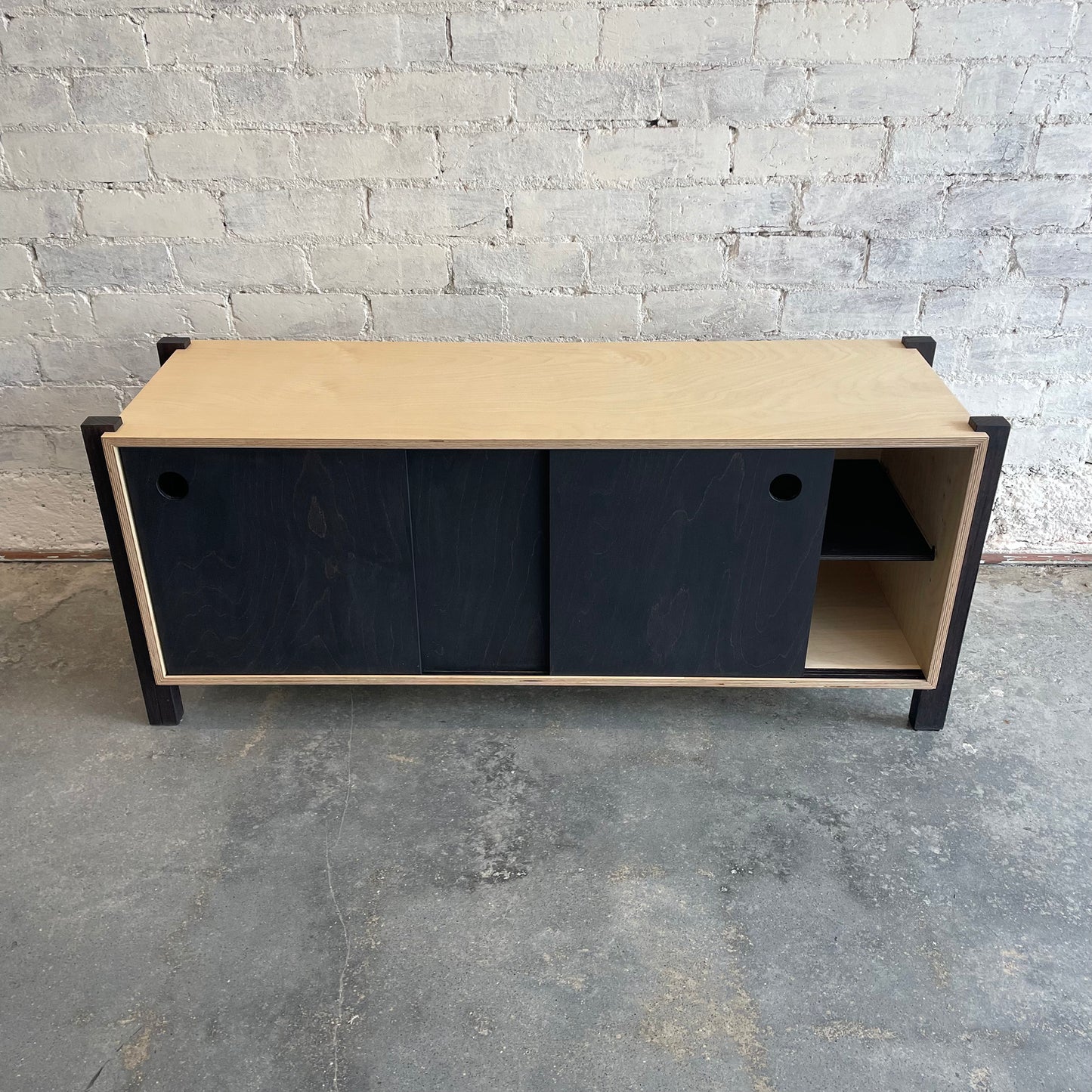miru TV console