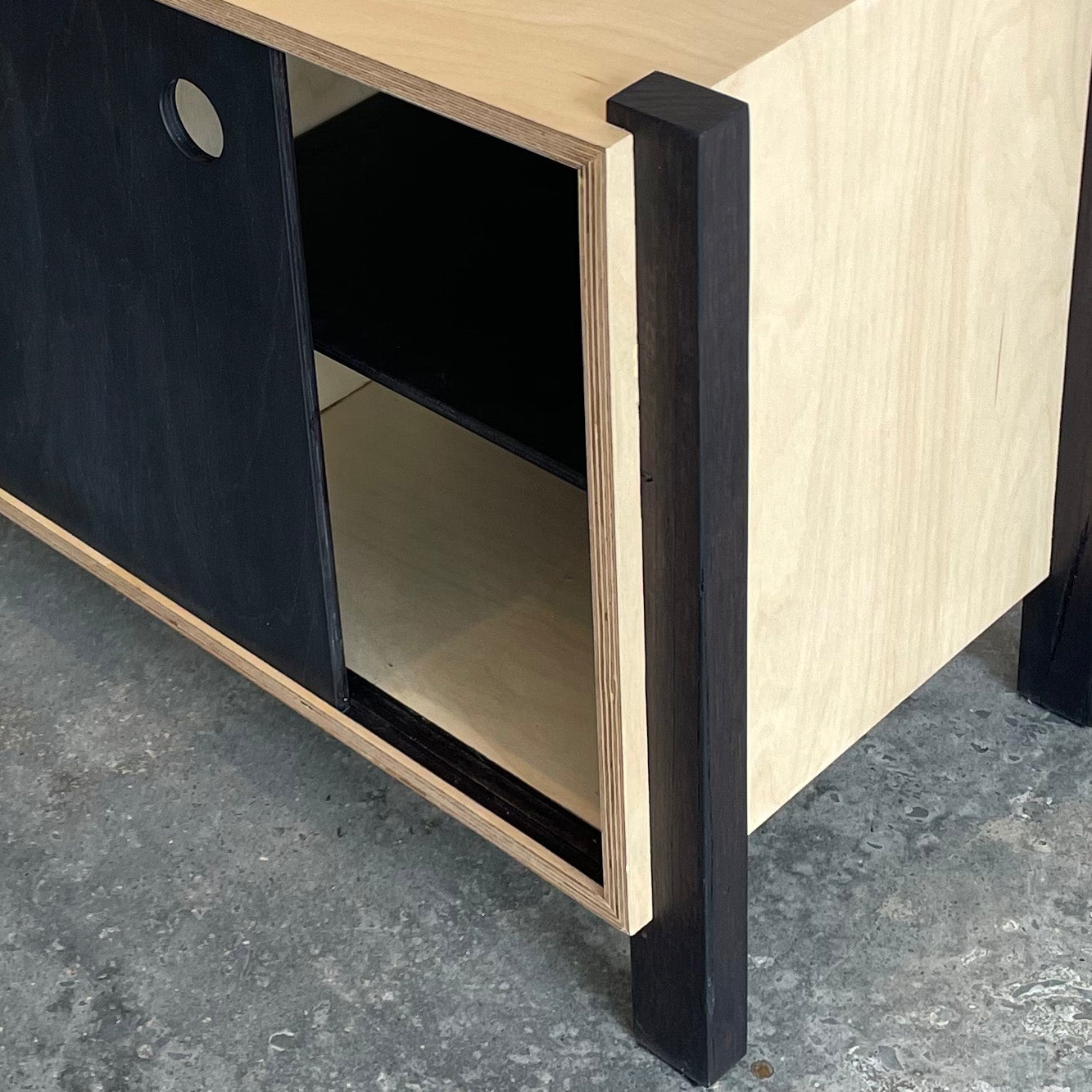 miru TV console
