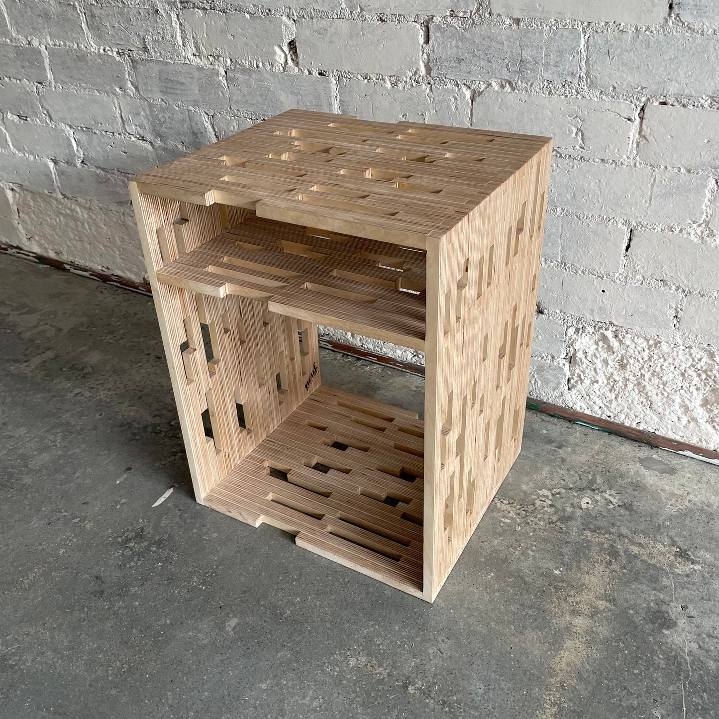 neuf crate side table