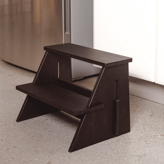 neuf step black stained (ex showroom)